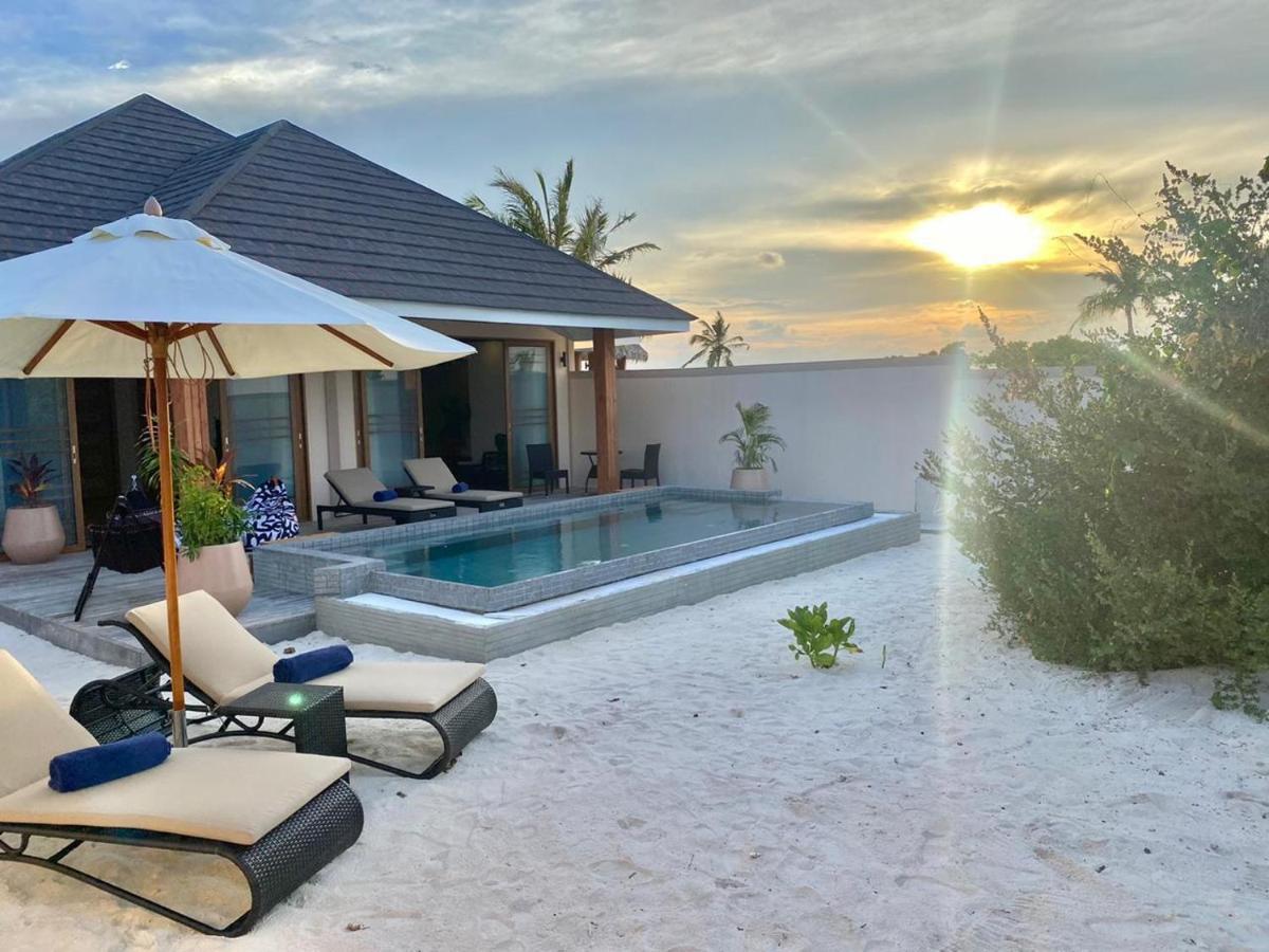 Brennia Maldives Üdülőközpont