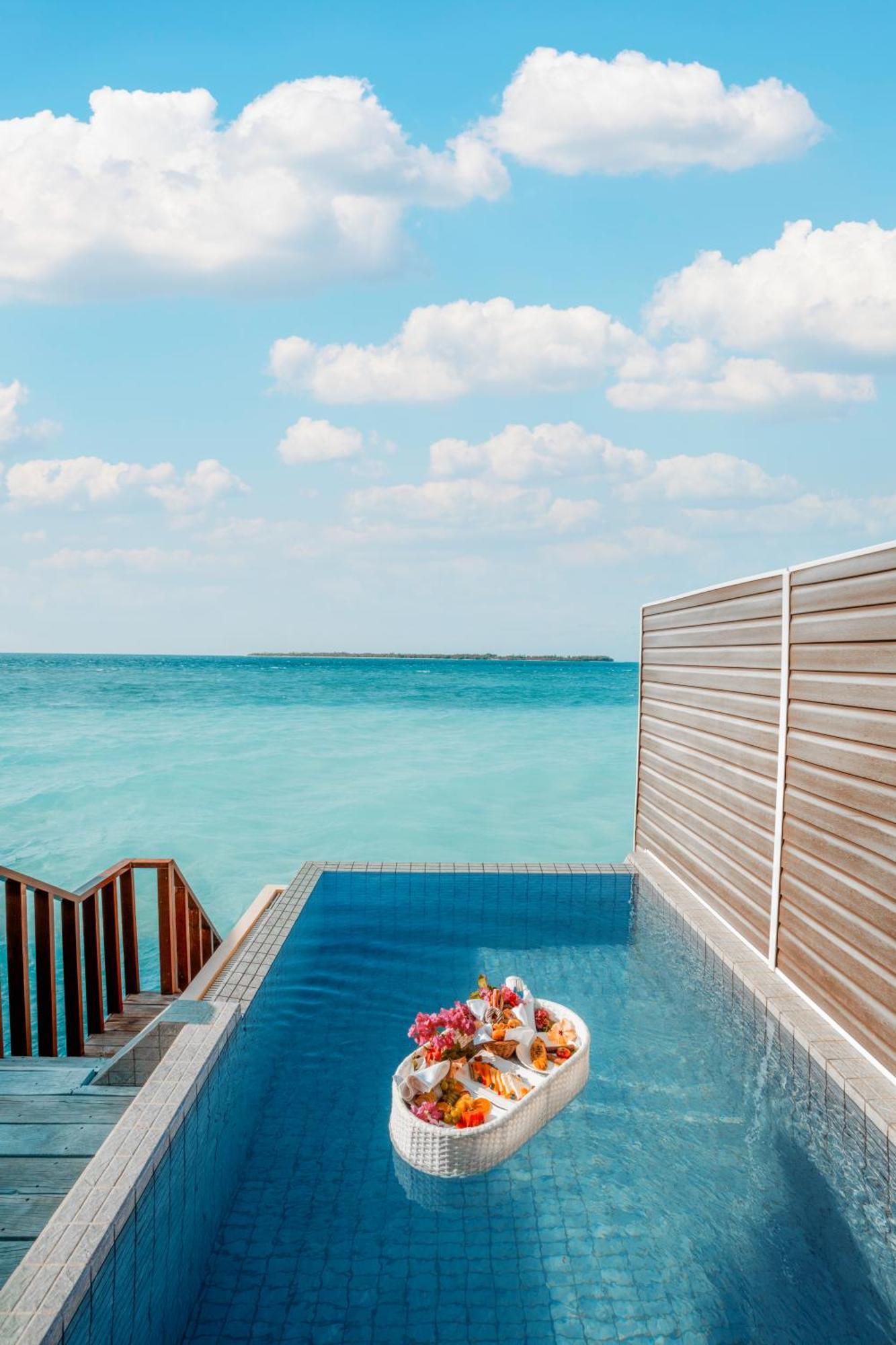 Üdülőközpont Brennia Maldives 5*